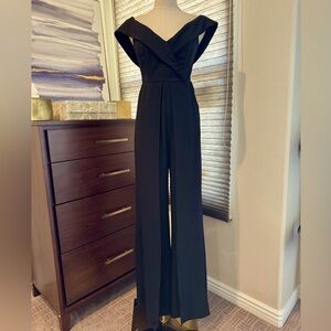 Luxxel Off The Shoulder Wide Leg Jumpsuit. Size Small.